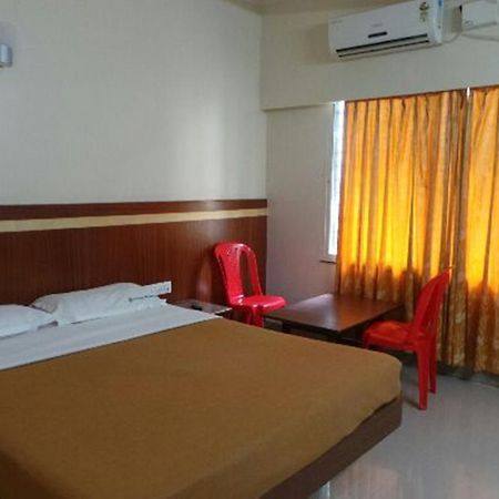 Mlc Gateway Deluxe Inn Bangalore Ngoại thất bức ảnh