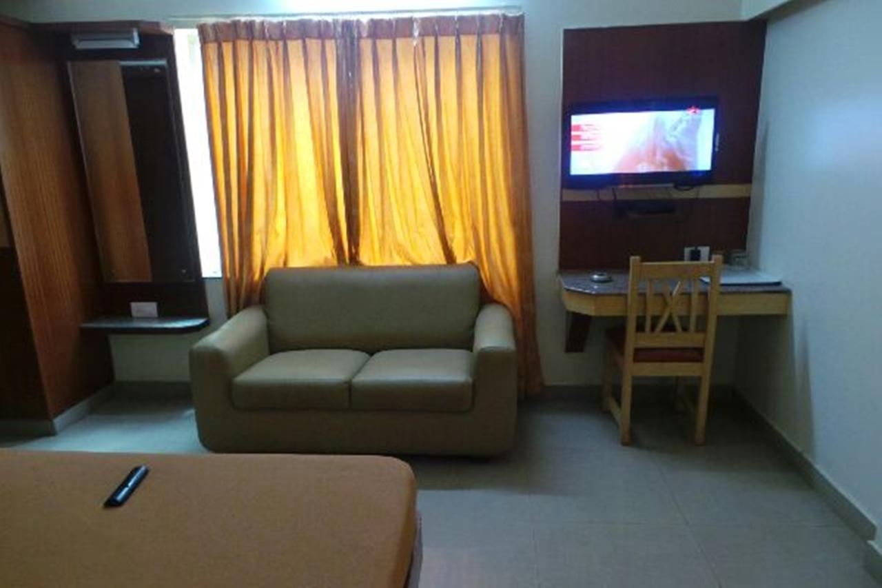 Mlc Gateway Deluxe Inn Bangalore Ngoại thất bức ảnh