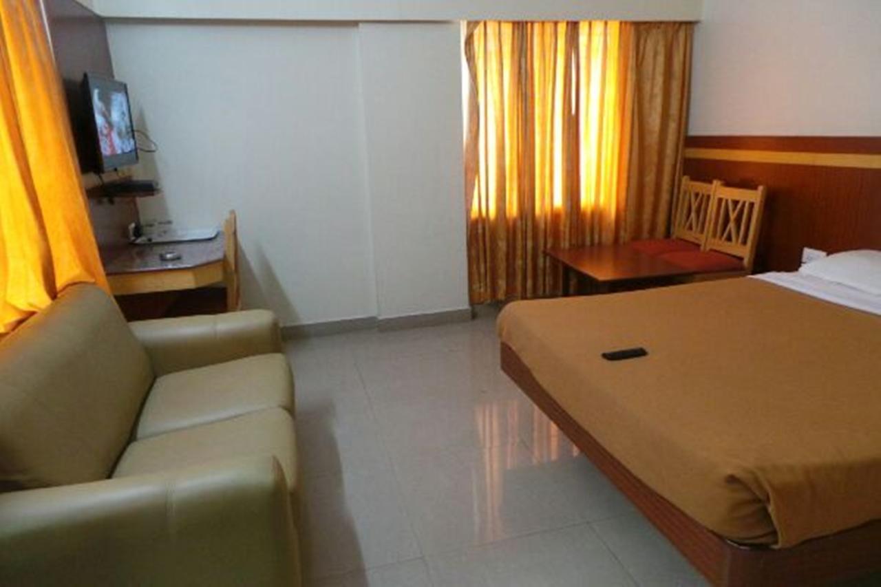 Mlc Gateway Deluxe Inn Bangalore Ngoại thất bức ảnh