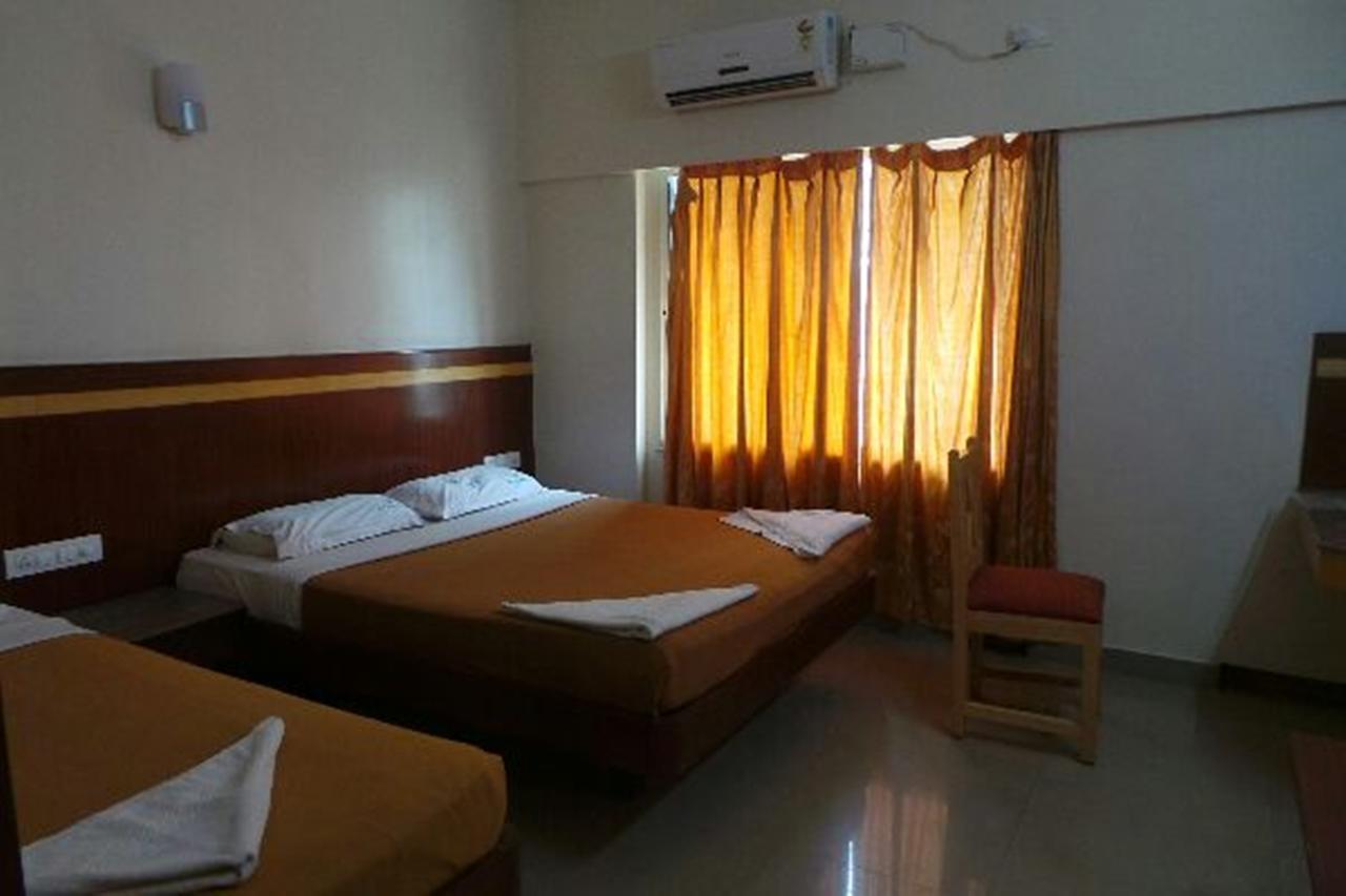 Mlc Gateway Deluxe Inn Bangalore Ngoại thất bức ảnh